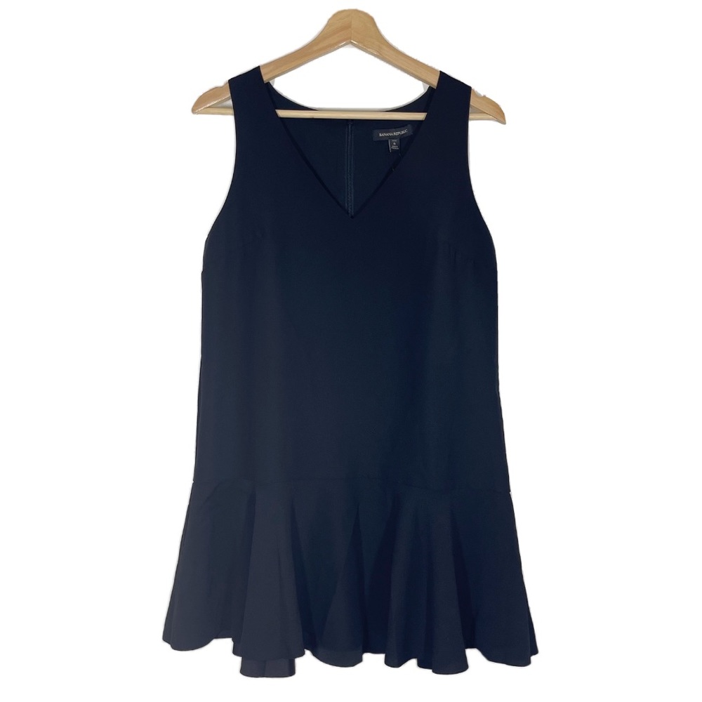 NWT Banana Republic Ruffle Dress Sleeveless V Neck Crepe Black Sz 6P
